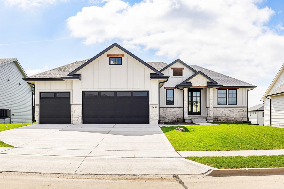 House in Urbandale, Iowa, United States 1 - 17649769