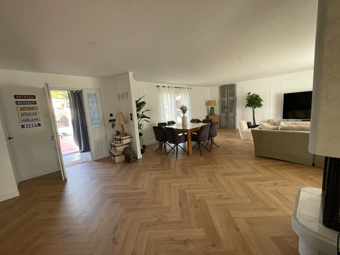 House in Balaruc-les-Bains, Occitania, France 3 - 17646324