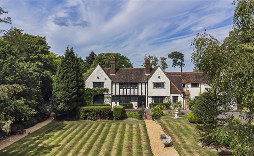 House in Ferney Hill, Enfield, England 1
