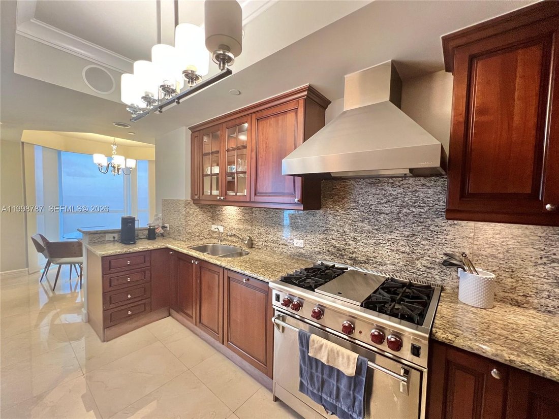 Condo in Sunny Isles Beach, Florida, United States 5 - 17648365