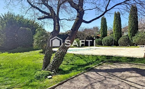 House in Granettes-Jauberte-Sainte Anne, Aix-en-Provence, France 1