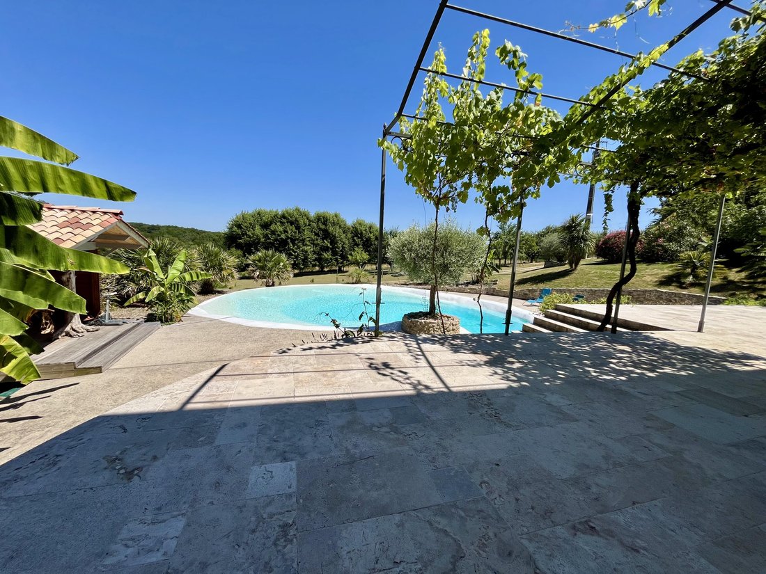 House in Cadillac-sur-Garonne, Nouvelle-Aquitaine, France 2 - 17654567