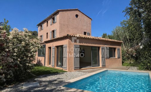 House in Le Faron-Fort-Rouge, Toulon, France 1
