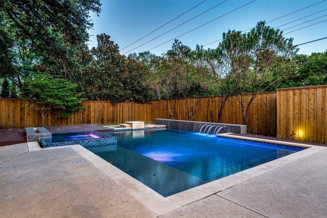 House in Dallas, Texas, United States 2 - 17651137
