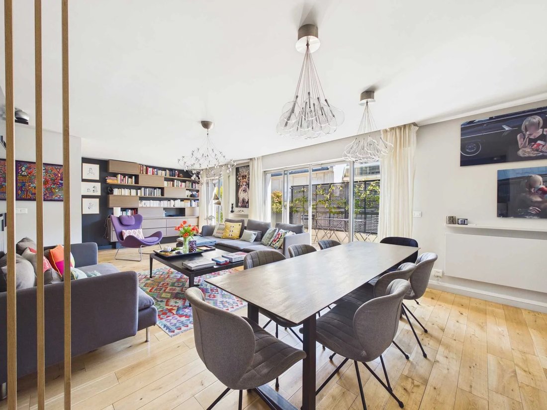 Apartment in Cambronne-Garibaldi, Paris 15e Arrondissement, Paris 5 - 17650355