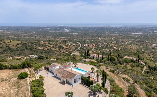 Villa in Estoi, Algarve, Portugal 1