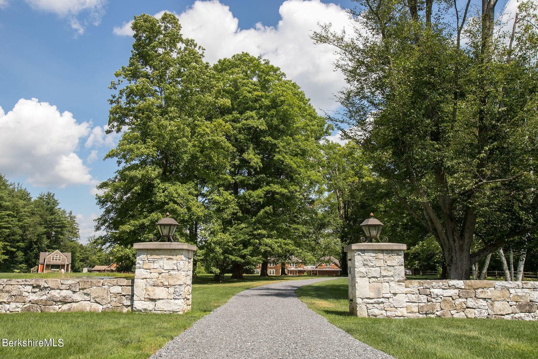 House in Great Barrington, Massachusetts, United States 2 - 17651736
