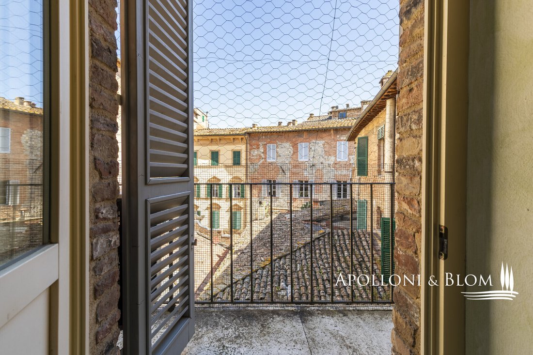 Apartment in Historic Center, Siena, Tuscany 4 - 17649861
