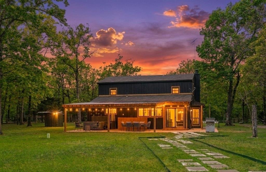 House in Greenville, Texas, United States 2 - 17655739