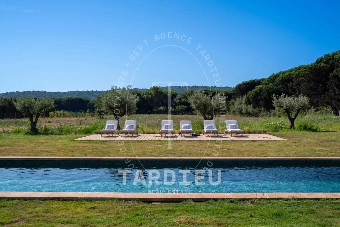 Villa in Ramatuelle, Provence-Alpes-Côte d'Azur, France 1 - 16063660