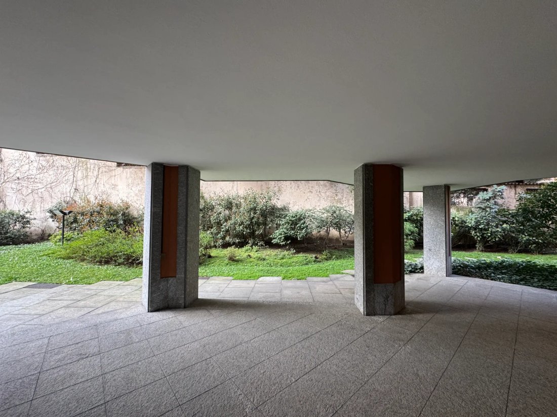 Estate in Historic Center, Milan, Lombardy 4 - 17645819