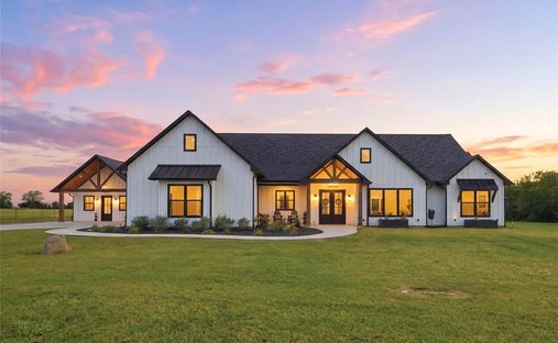 House in Savoy, Texas, United States 1