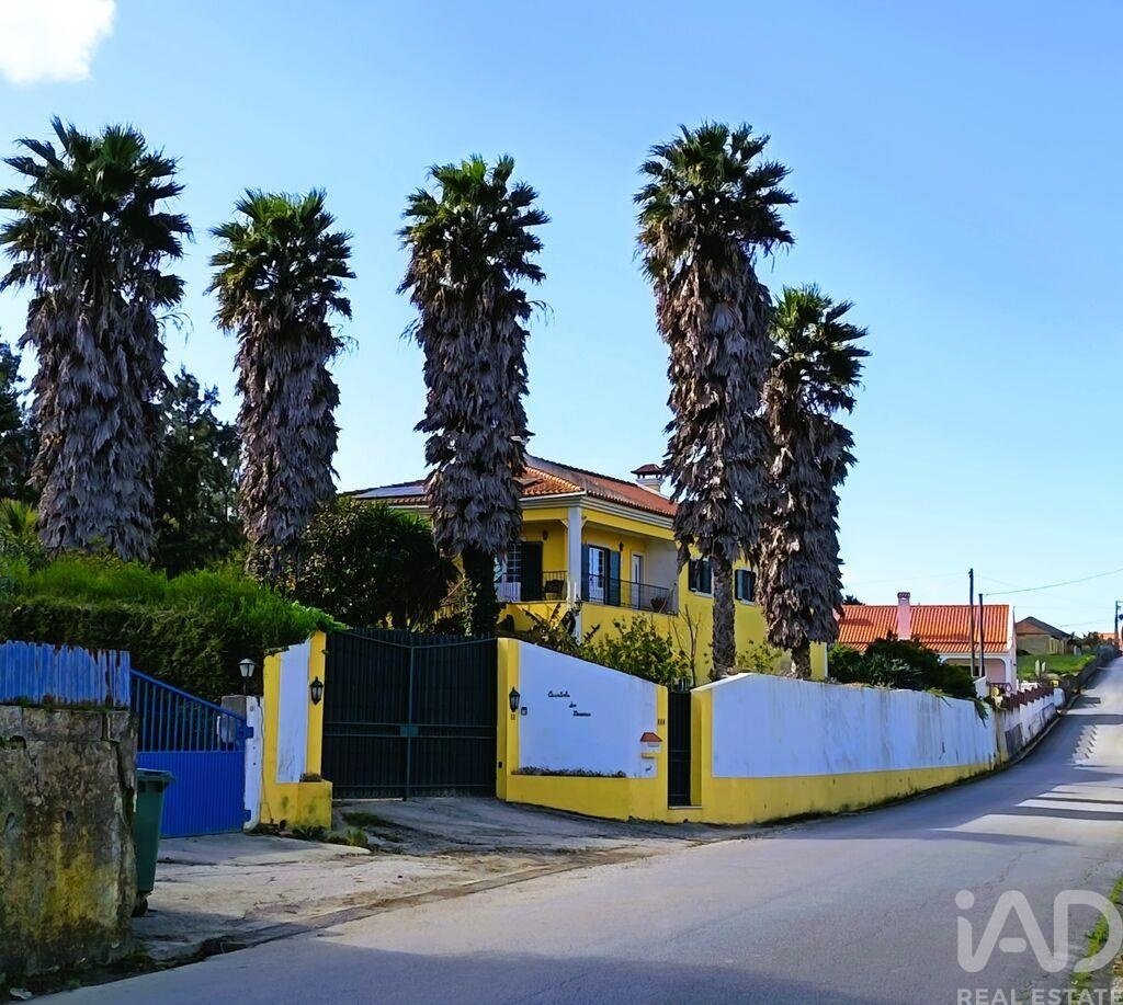 Townhouse in Castanheira do Ribatejo e Cachoeiras, Lisbon, Portugal 2 - 17653336