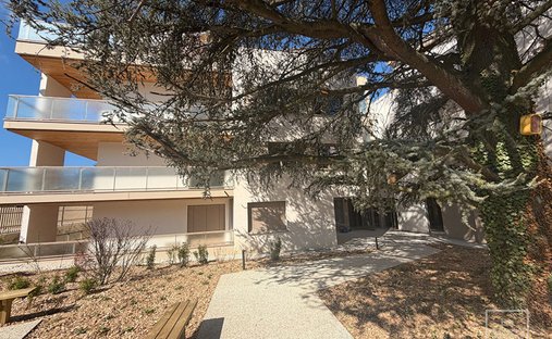 Apartment in Sainte-Foy-lès-Lyon, Auvergne-Rhône-Alpes, France 1