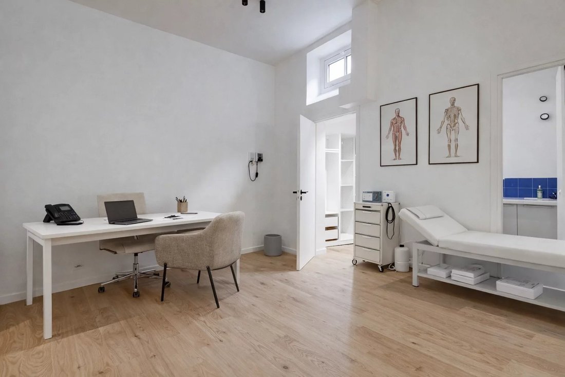 Apartment in Pereire-Malesherbes, Paris 17e Arrondissement, Paris 5 - 17646920