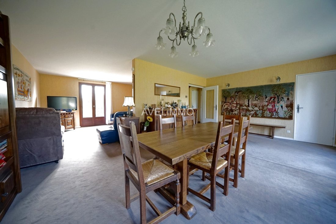 House in La Queue-les-Yvelines, Ile-de-France, France 4 - 17649896
