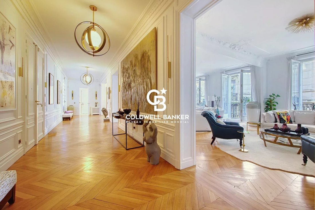 Apartment in Muette Nord, Paris 16e Arrondissement, Paris 2 - 17648279