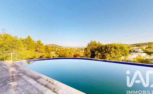 House in Manosque, Provence-Alpes-Côte d'Azur, France 1
