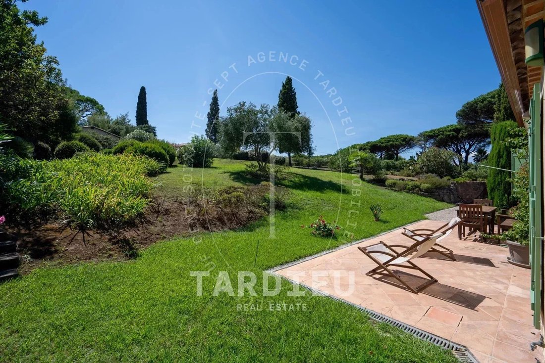 House in Zone Ouest Urbaine, Saint-Tropez, France 5 - 15879861