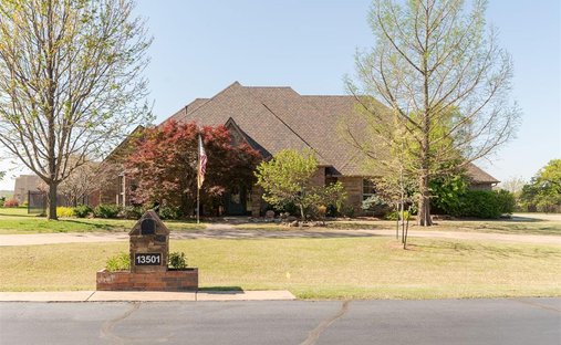 Casa en Edmond, Oklahoma, Estados Unidos 1