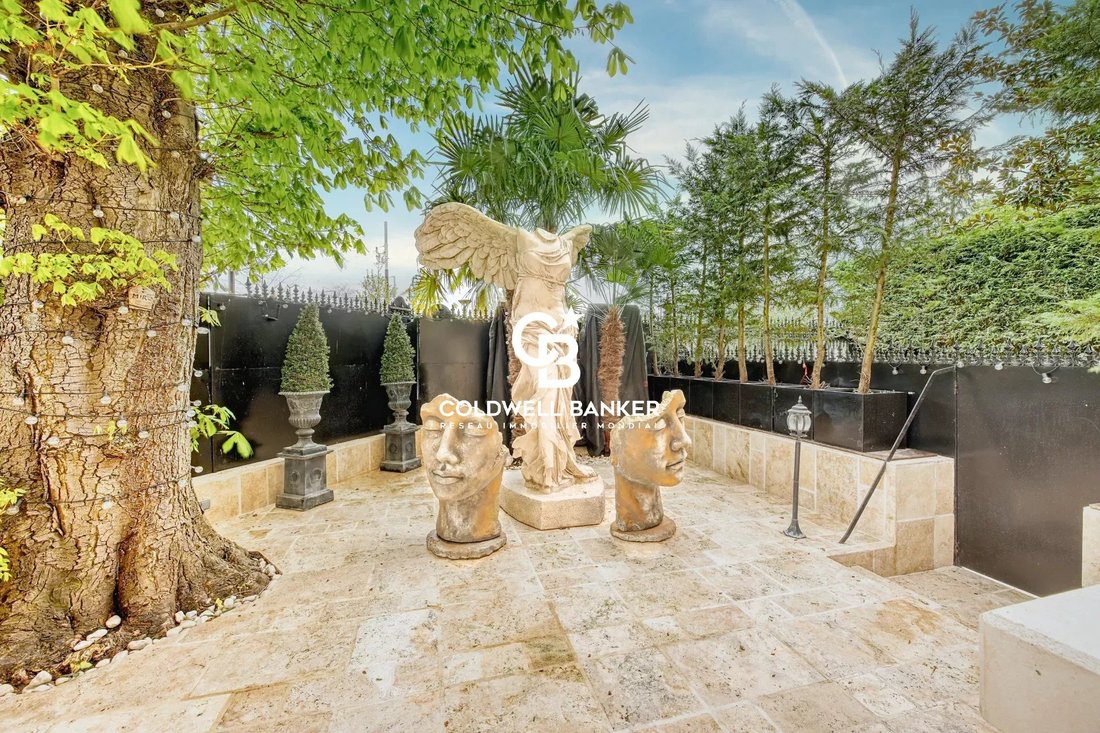Apartment in Porte Dauphine, Paris 16e Arrondissement, Paris 3 - 17648264