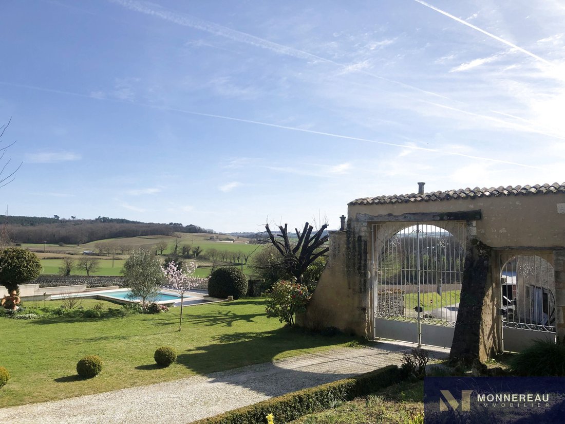 House in Brie-sous-Barbezieux, Nouvelle-Aquitaine, France 2 - 16129965