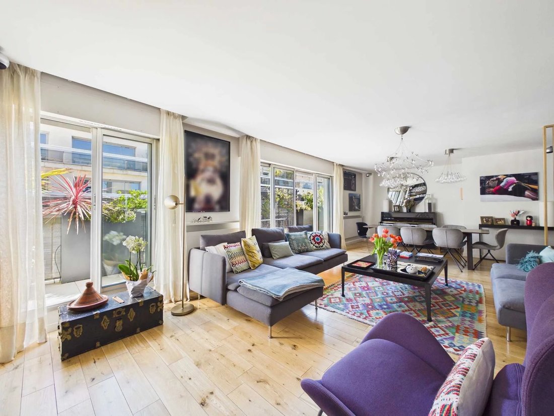 Apartment in Cambronne-Garibaldi, Paris 15e Arrondissement, Paris 4 - 17650355
