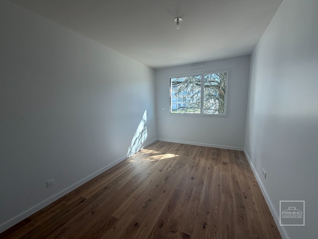 Apartment in Sainte-Foy-lès-Lyon, Auvergne-Rhône-Alpes, France 2 - 17656067