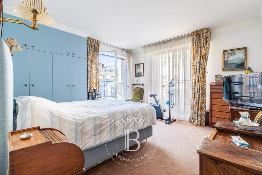 Apartment in Porte Dauphine, Paris 16e Arrondissement, Paris 5 - 17645102