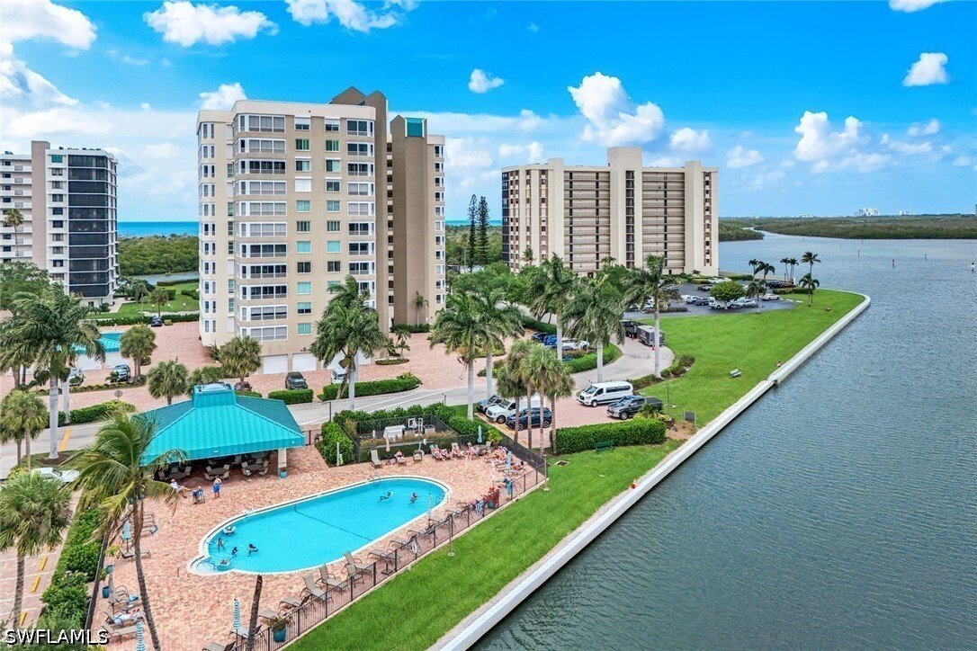 Condo in Naples, Florida, United States 1 - 17647878