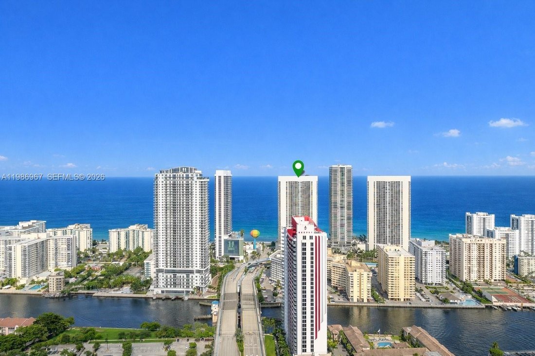 Condo in Hallandale Beach, Florida, United States 1 - 17645155