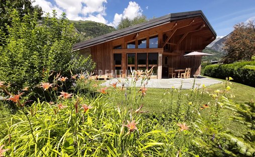 Chalet à Bourg-Saint-Maurice, Auvergne-Rhône-Alpes, France 1