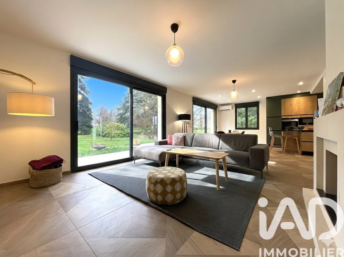 House in Crespieres, Ile-de-France, France 1 - 17340558