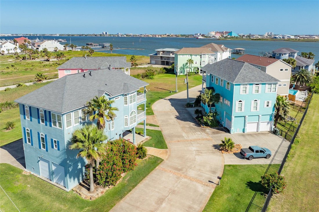 House in Galveston, Texas, United States 4 - 17655726