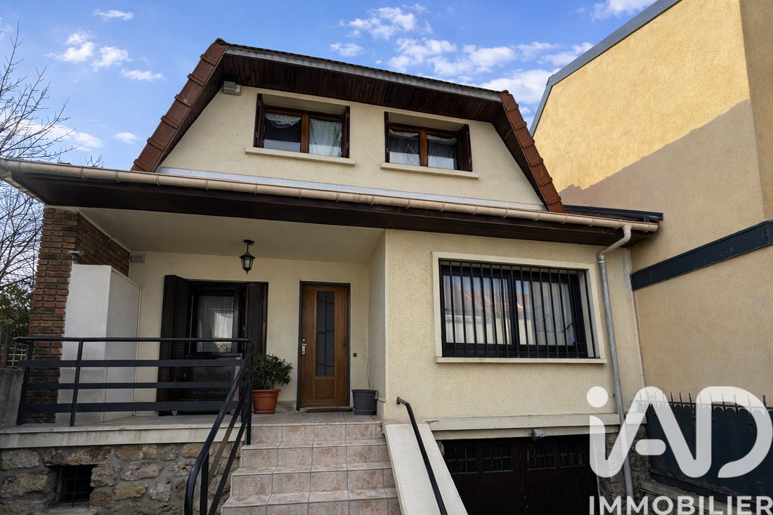 House in Villejuif, Ile-de-France, France 1 - 17312086