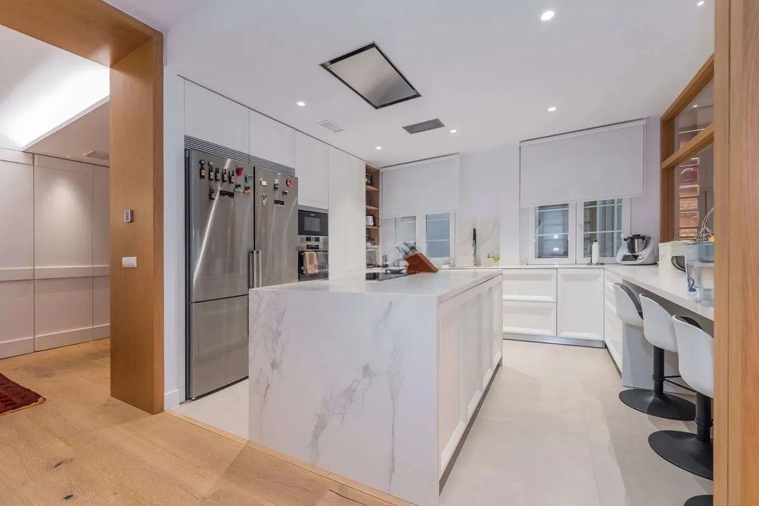 Apartment in Chamberi, Madrid, Spain 5 - 17633674