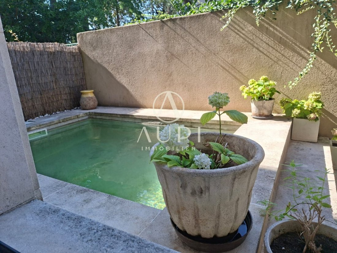 House in Maillane, Provence-Alpes-Côte d'Azur, France 1 - 17656007
