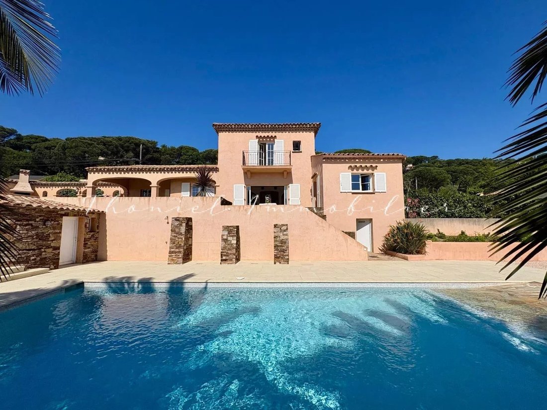 Maison à Grimaud, Provence-Alpes-Côte d'Azur, France 2 - 17602806