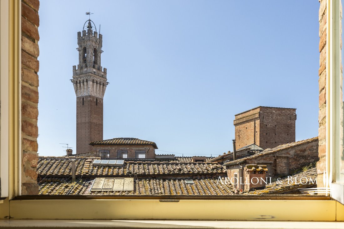Apartment in Historic Center, Siena, Tuscany 1 - 17649861