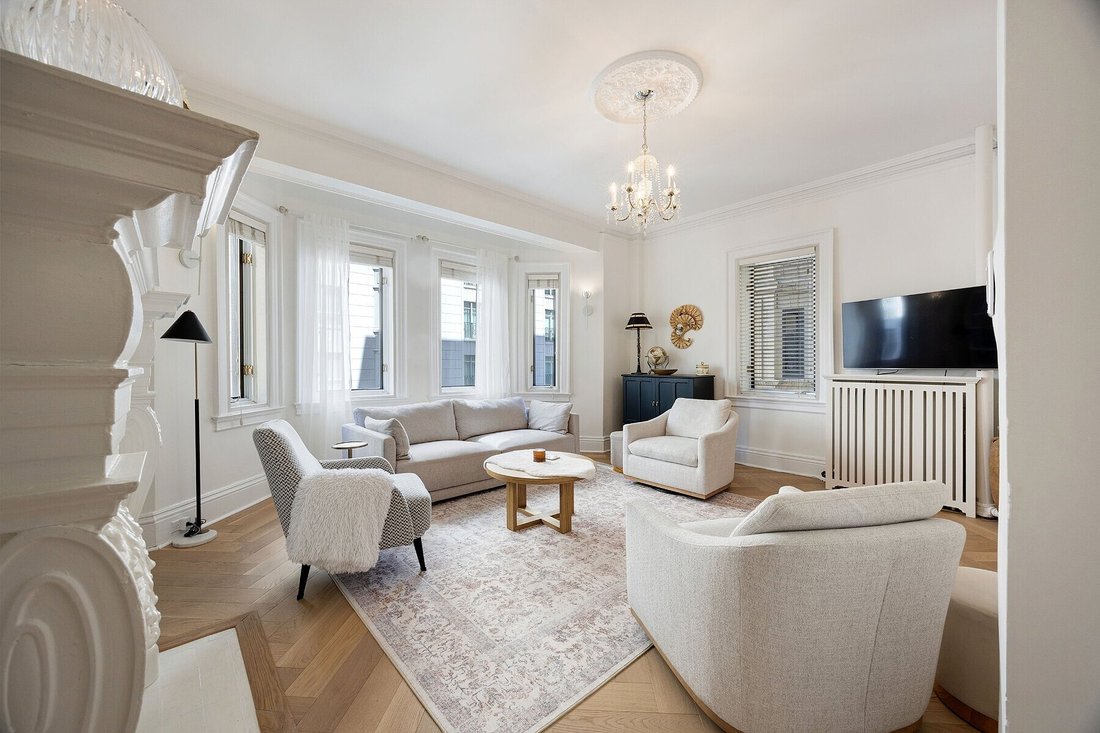 Condo in Montreal, Quebec, Canada 4 - 17653399