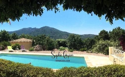 Villa à Les Adrets-de-l'Estérel, Provence-Alpes-Côte d'Azur, France 1
