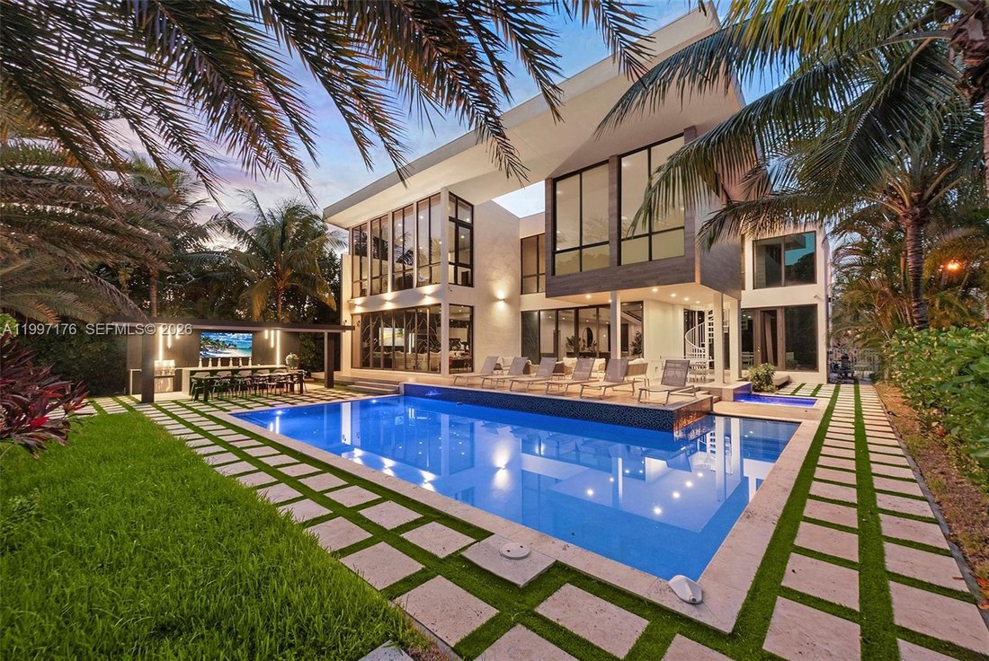 House in Hallandale Beach, Florida, United States 1 - 17645165