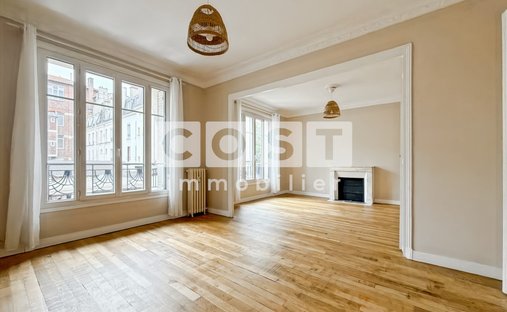 Apartment in Centre-Voltaire, Asnières-sur-Seine, France 1