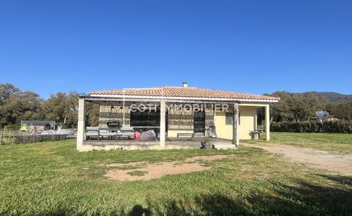 Haus in Sartène, Korsika, Frankreich 1