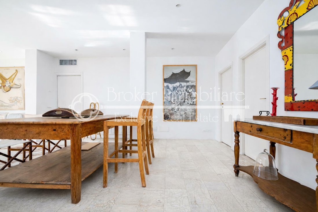 Apartment in Lungomare, Viareggio, Tuscany 5 - 17299783