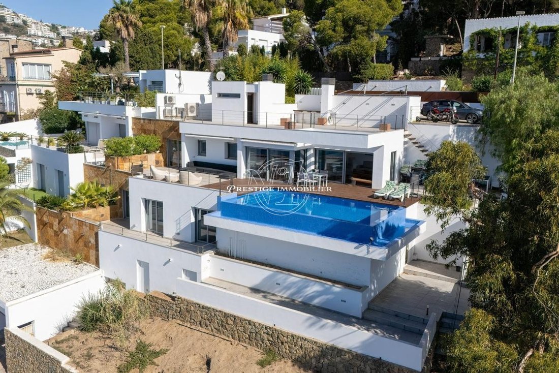 House in Roses, Catalonia, Spain 3 - 17644968