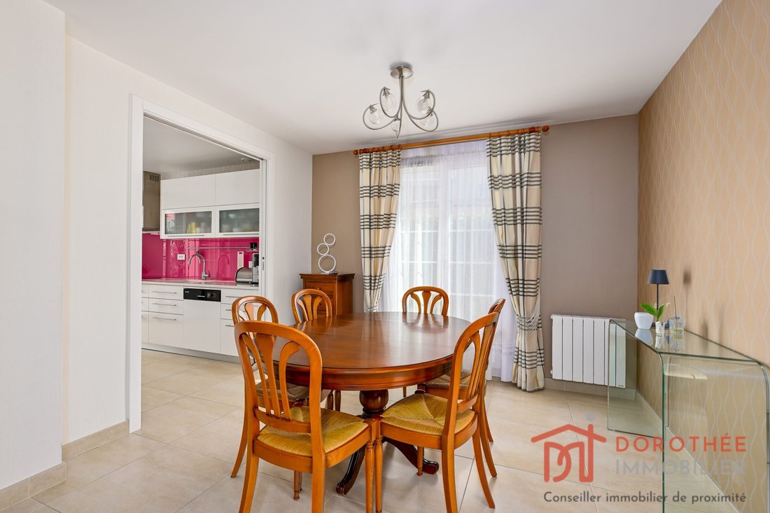 House in Vieux Village-Murs du Parc, Marolles-en-Brie, France 4 - 17651415