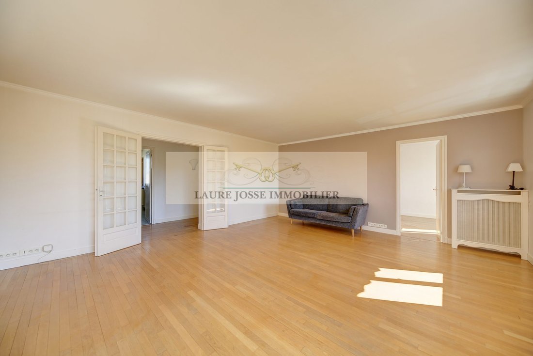 Apartment in Le Vésinet, Ile-de-France, France 4 - 17651375