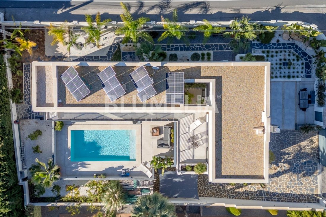 Villa in Calp / Calpe, Valencian Community, Spain 3 - 17652986