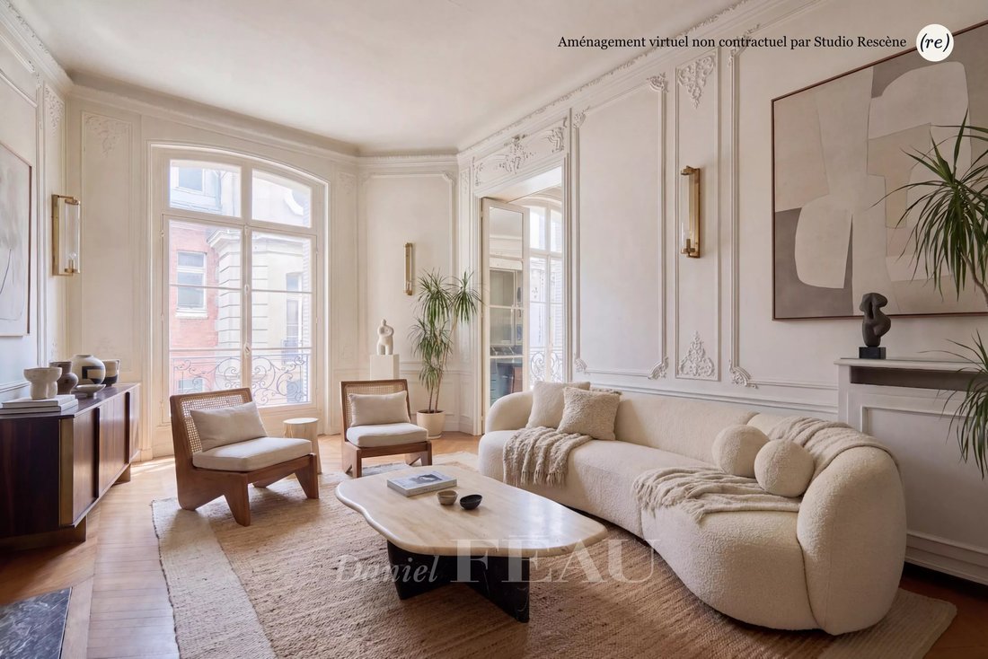 Apartment in Elysées-Madeleine, Paris 8e Arrondissement, Paris 1 - 17645415